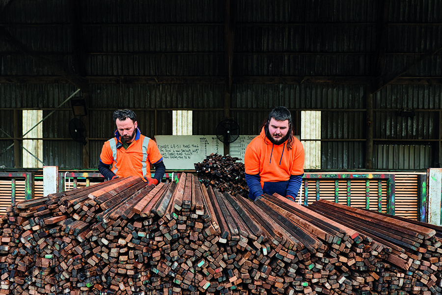 NZ Timber; Turning recovery at work  into a win for people and   productivity